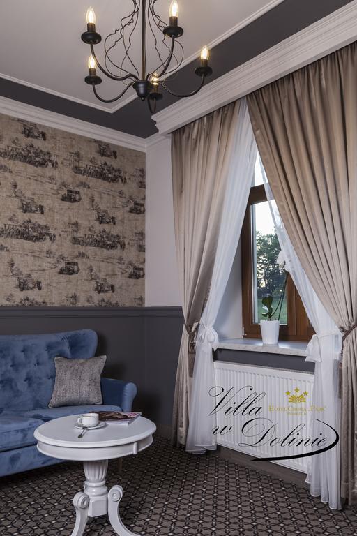 Apartamenty Willa W Dolinie 타르노프 외부 사진
